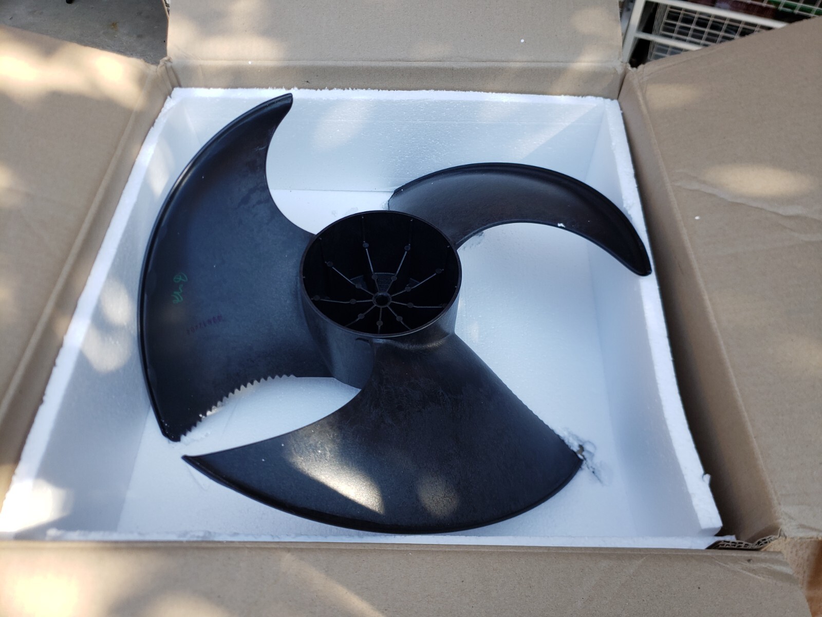 New MDG61983008 LG HVAC AIR CONDITIONER PROPELLER FAN – BLACK MOLDED PLASTIC