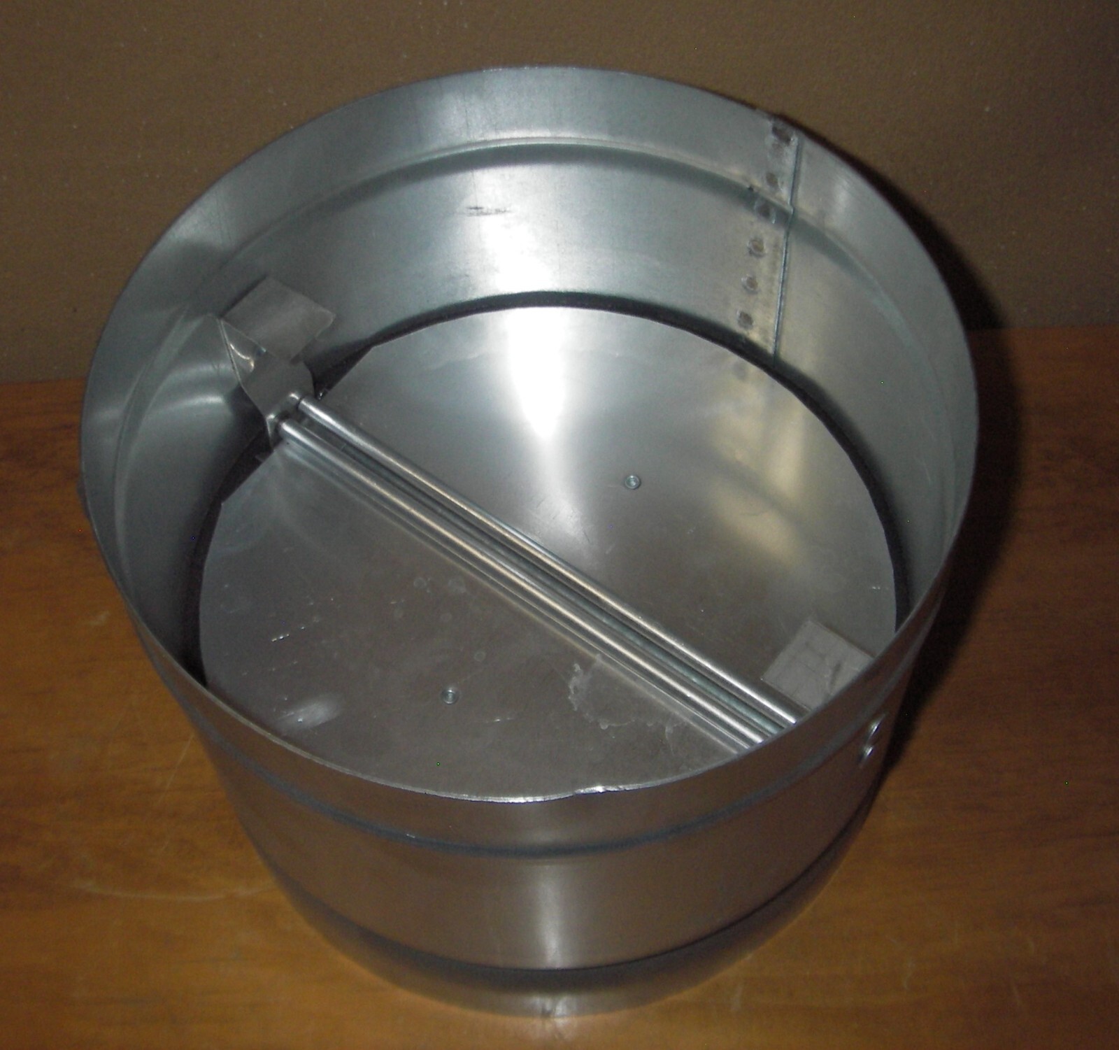 New: RUSKIN: BDR Commercial Backdraft Damper 8″ Round. Rubber Seal. Professional