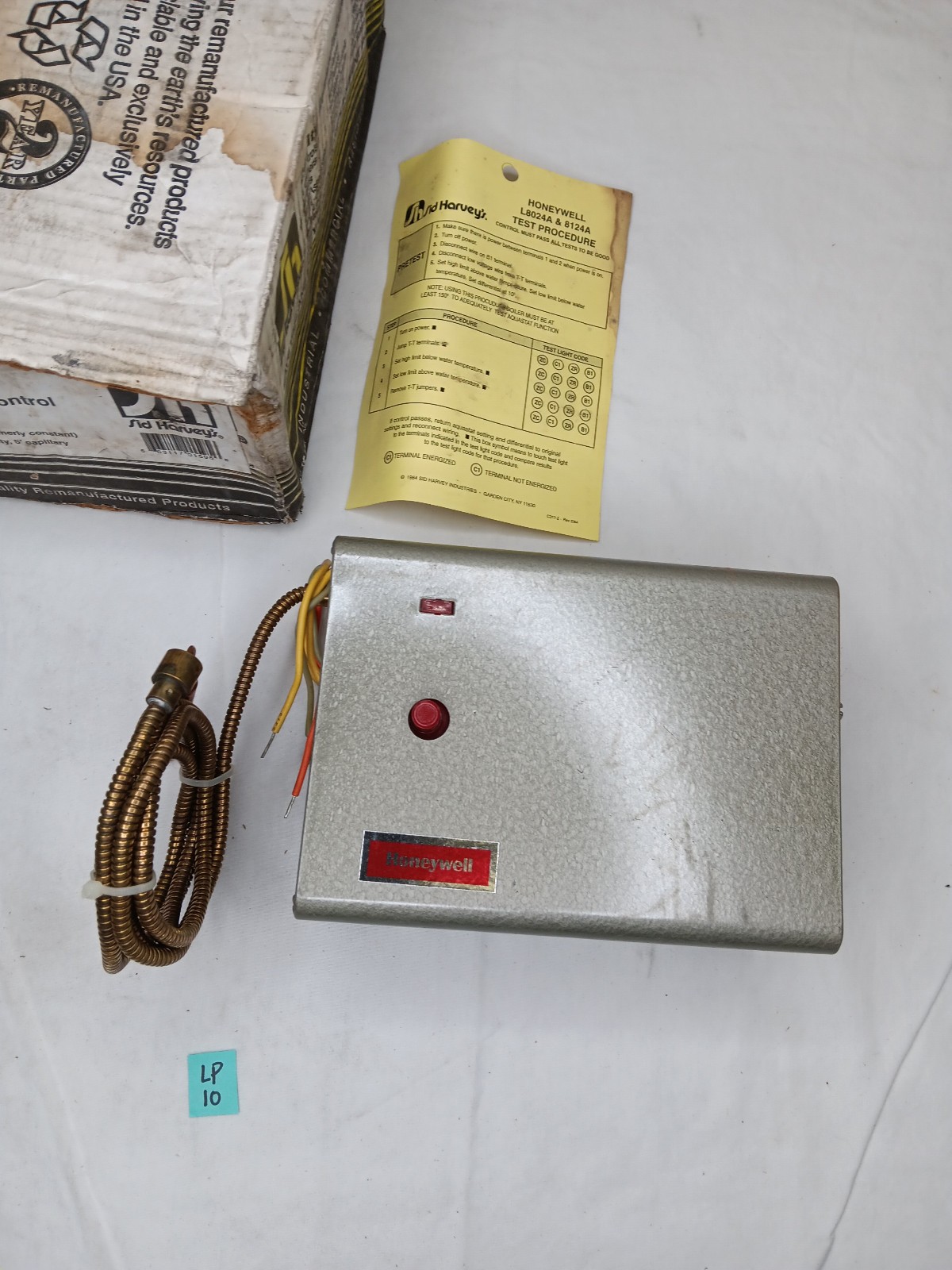 SID HARVEYS R80-40R HONEYWELL R8182H COBINATION CONTROL *Read Description*