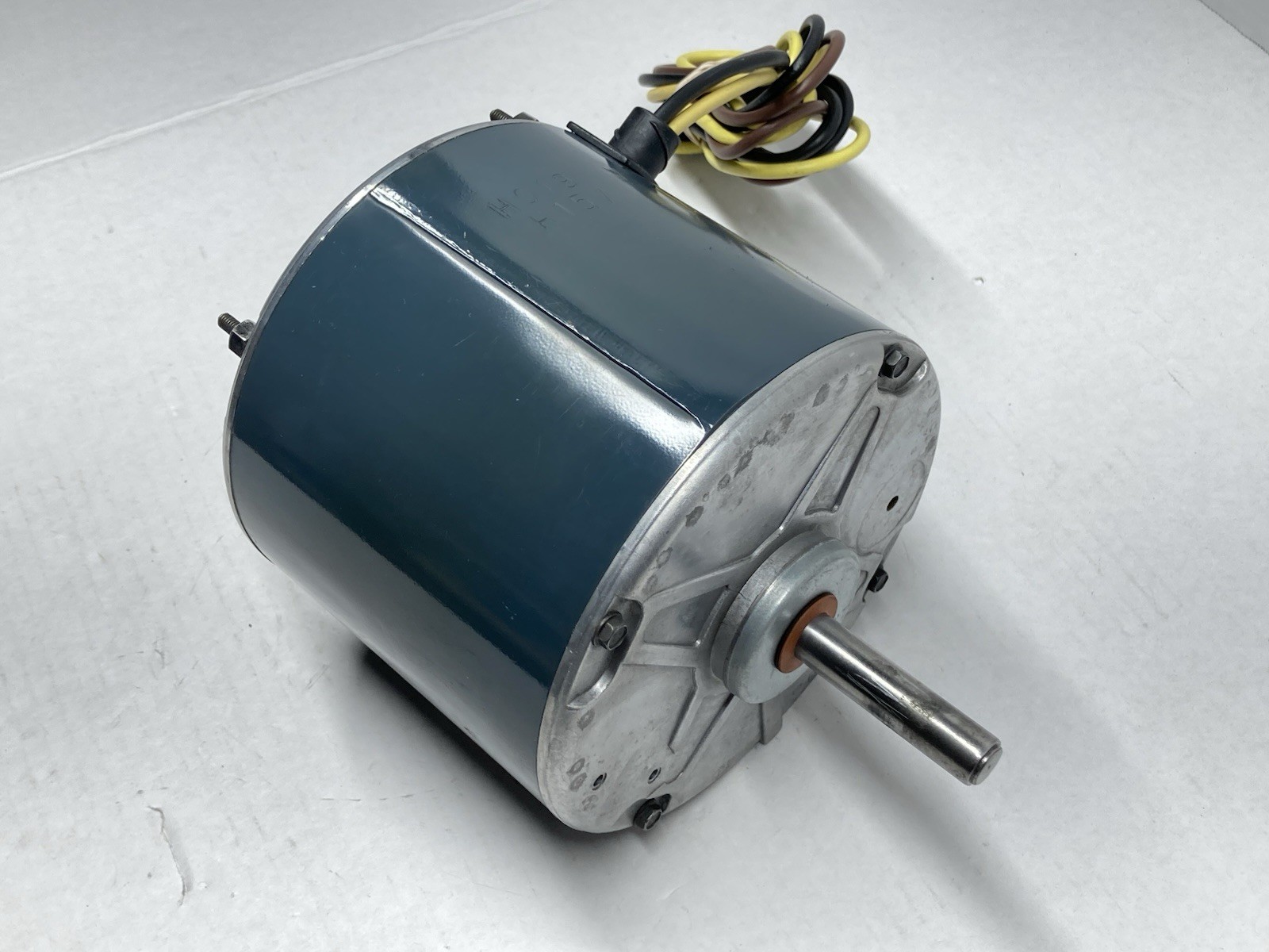 GENTEQ 5KCP39KFAF59S CONDENSER FAN MOTOR 1/4HP 825RPM 208-230V GUARANTEED