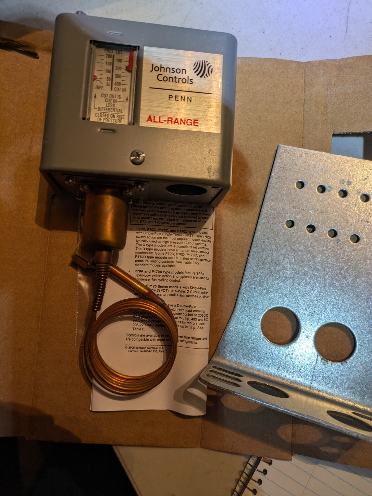 Johnson Controls Penn P70AA-118C Head Pressure Fan Cycling Switch New in Box