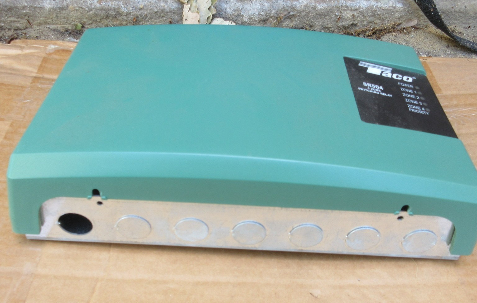 Taco SR504 Comfort Solutions 4-Zone Switching Relay Green