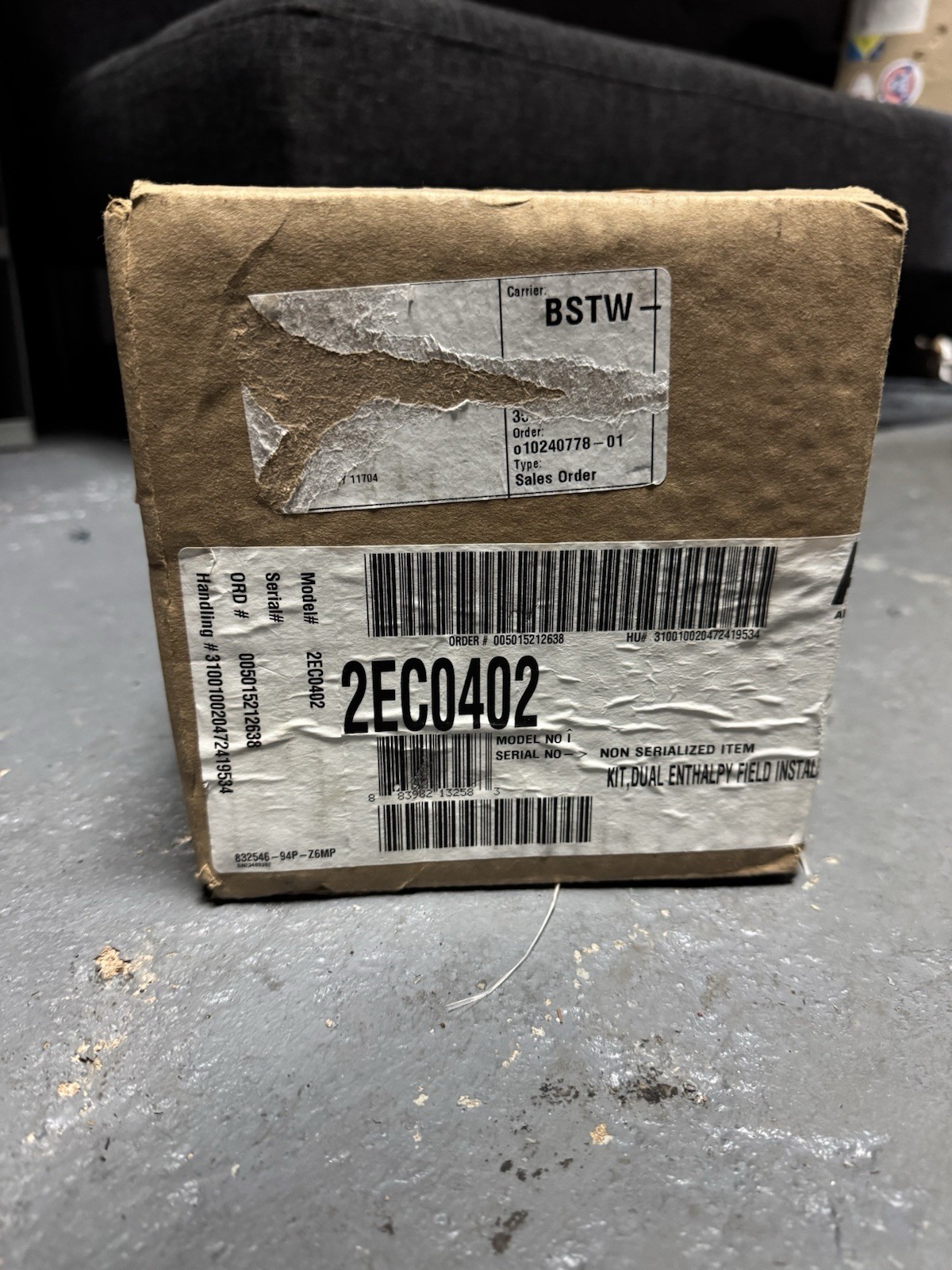Johnson Controls 2EC0402 Dual Enthalpy Field Installation Kit