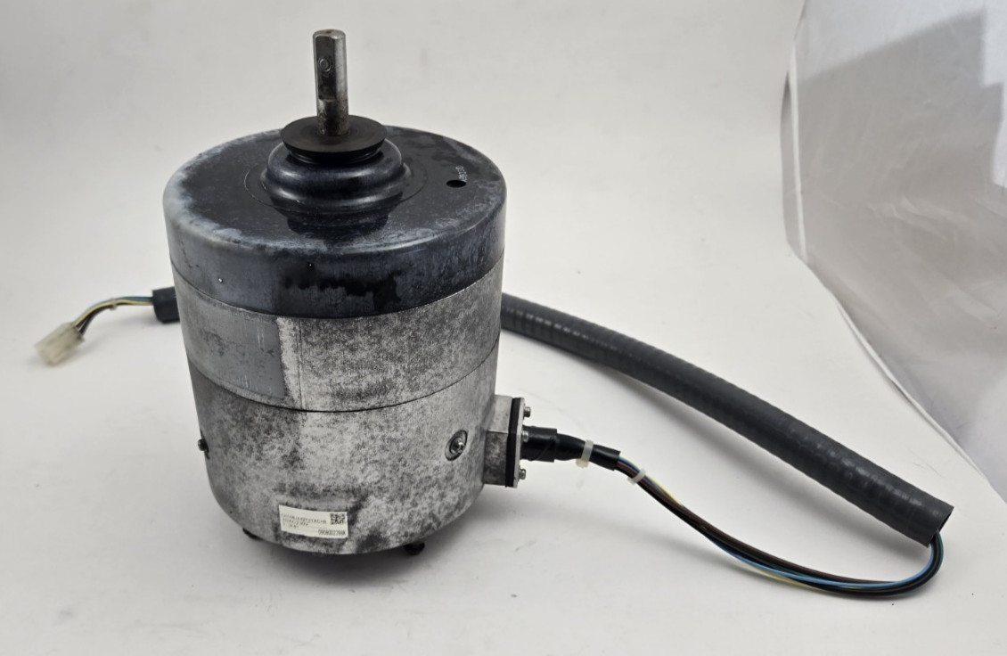 Trane 1/3 HP ECM Condenser Fan Motor D155933P01 CKDMUA42T2TXC+B 230V