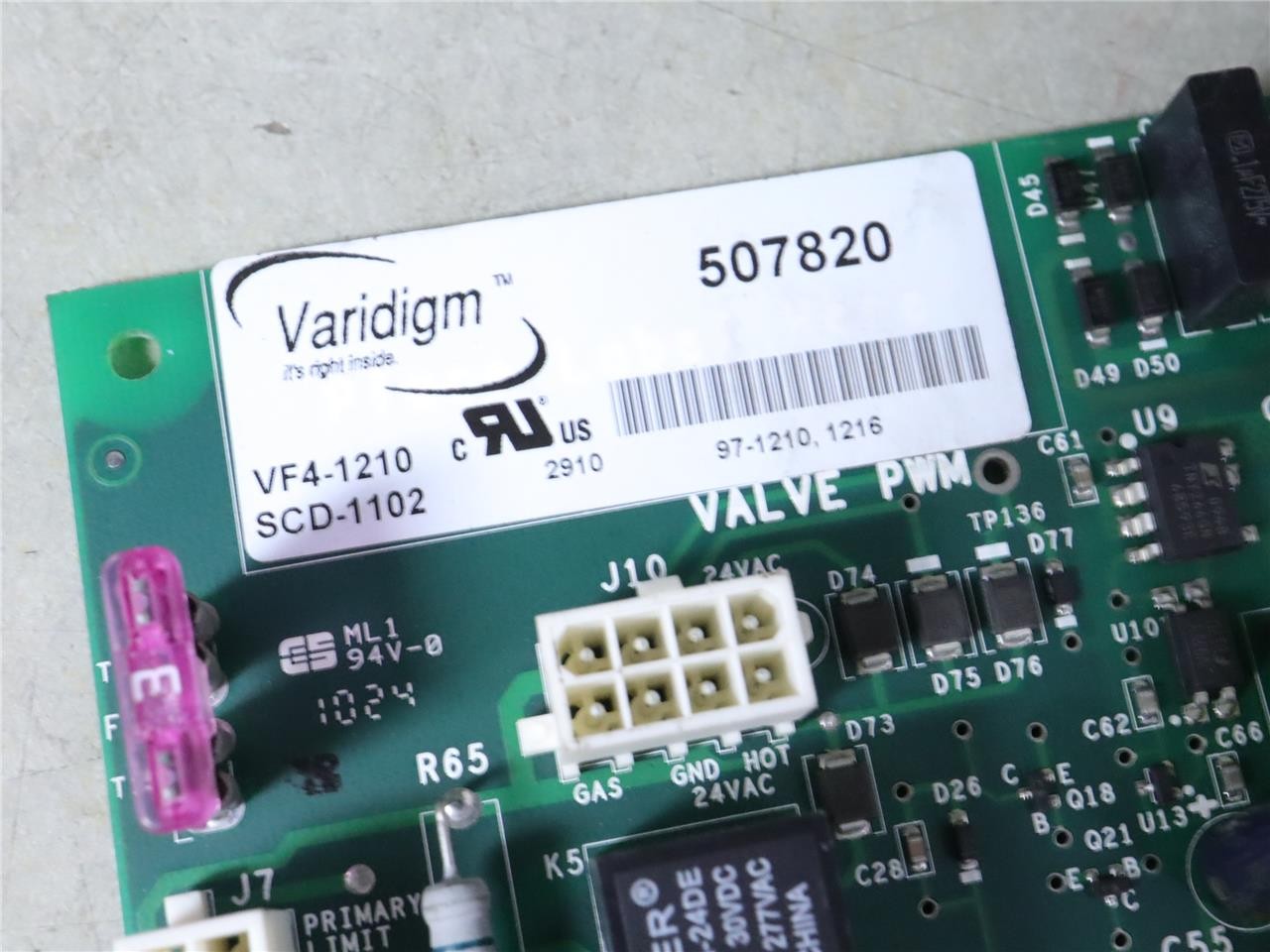 York Luxaire VARIDIGM 507820 Control Circuit Board SCD-1102 VF4-1210