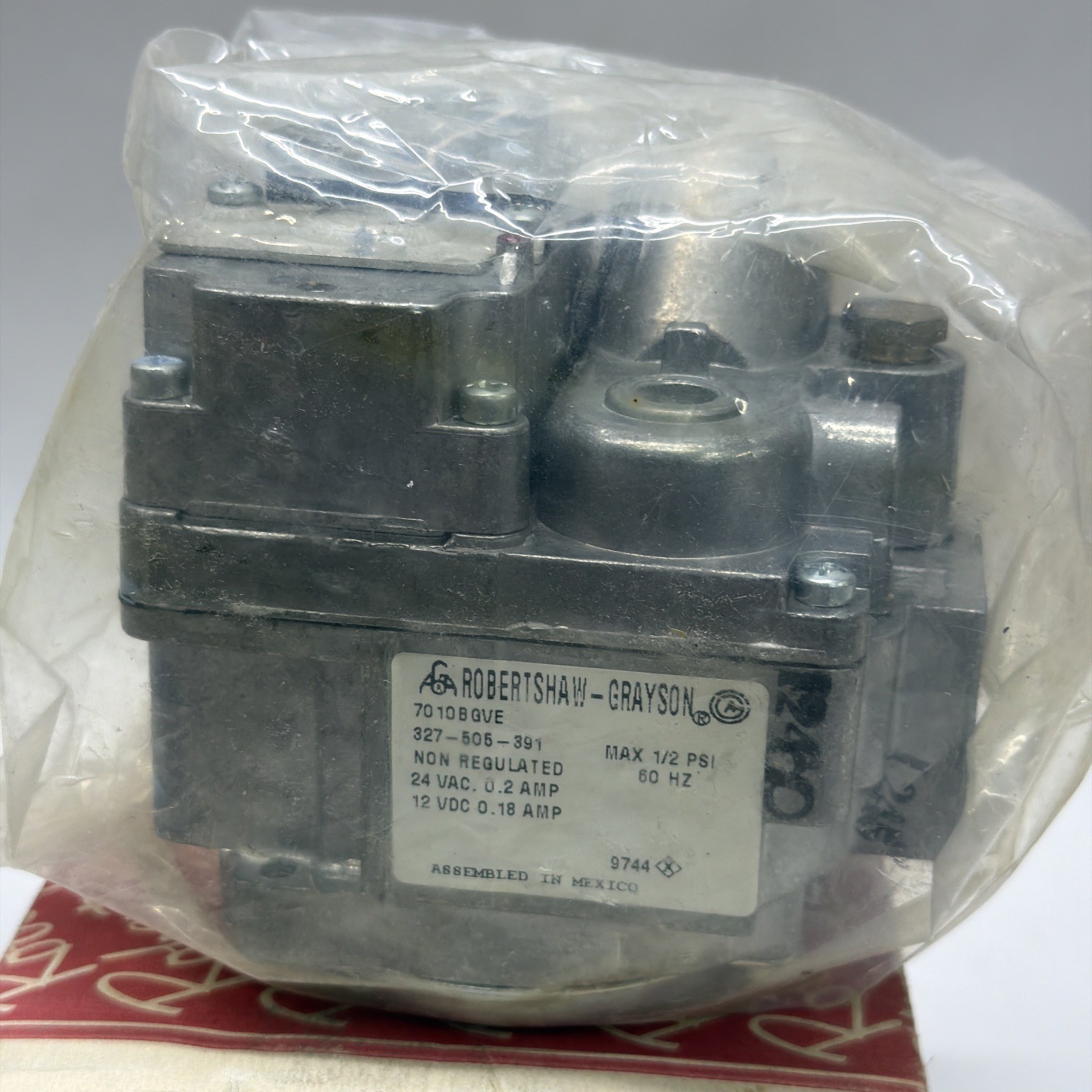 700-417 ROBERTSHAW 24V DIAPHRAGM GAS VALVE -MODEL 7010BGVE- 3/4″ IN 3/4″ OUT