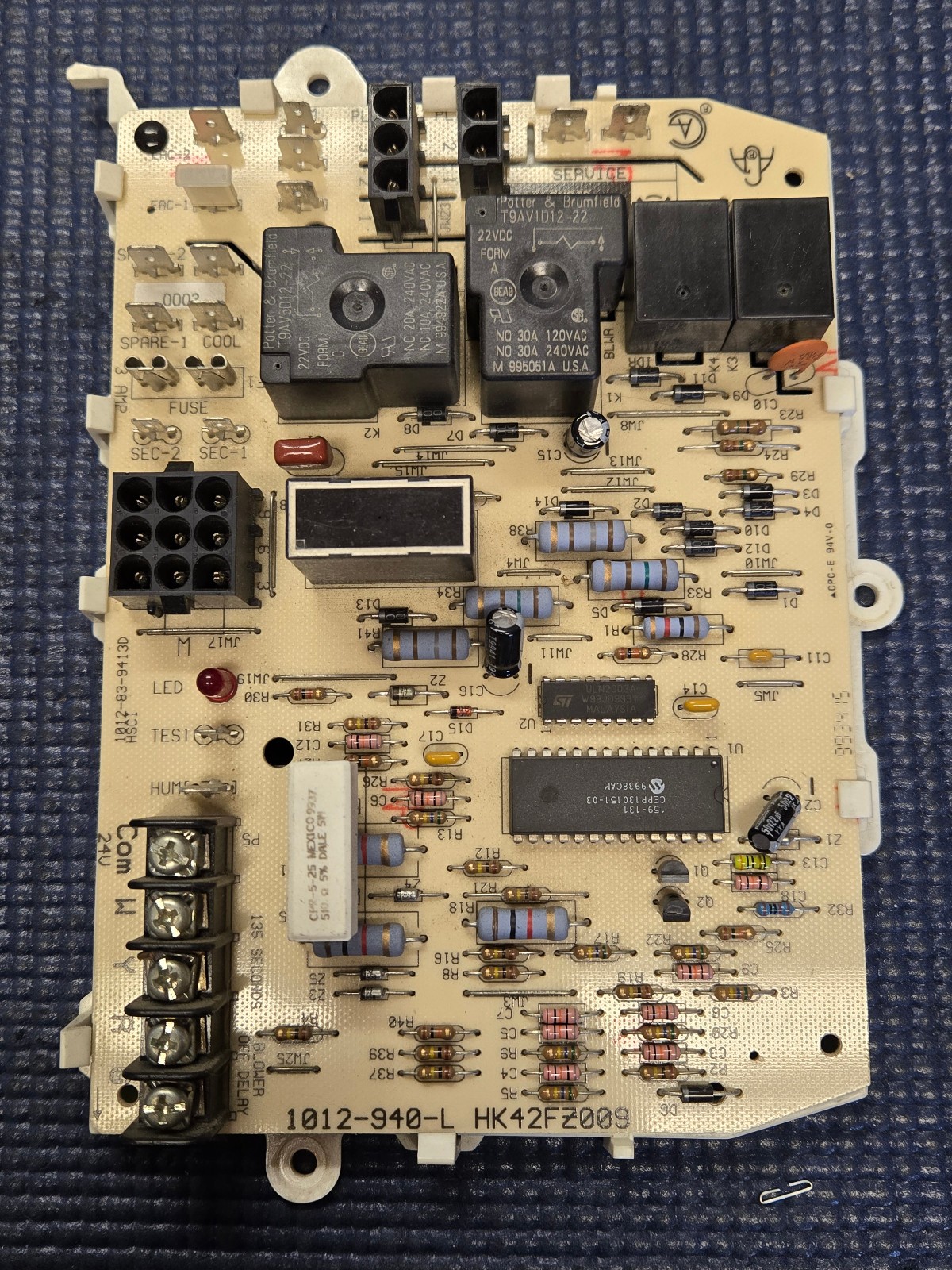 Carrier Bryant Payne Furnace Control Circuit Board HK42FZ009, 1012-940-L