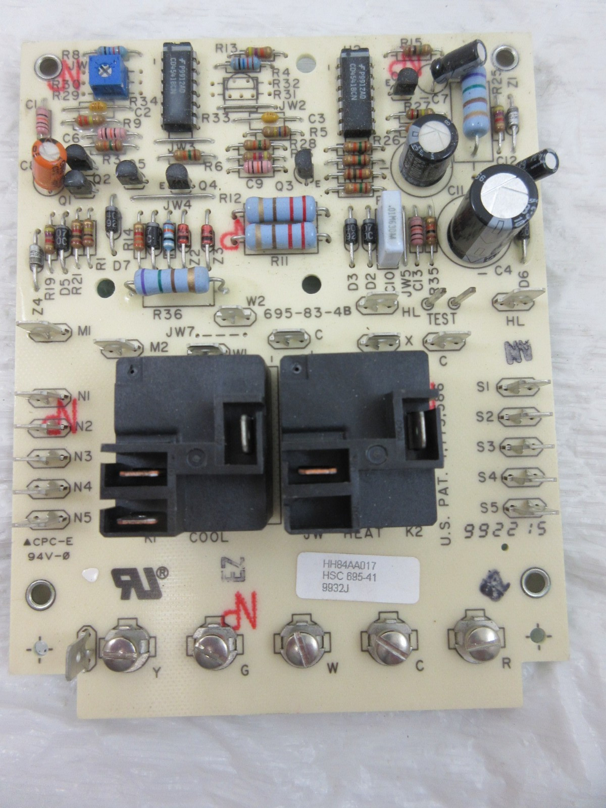 CARRIER BRYANT PAYNE HH84AA017 FURNACE CONTROL BOARD
