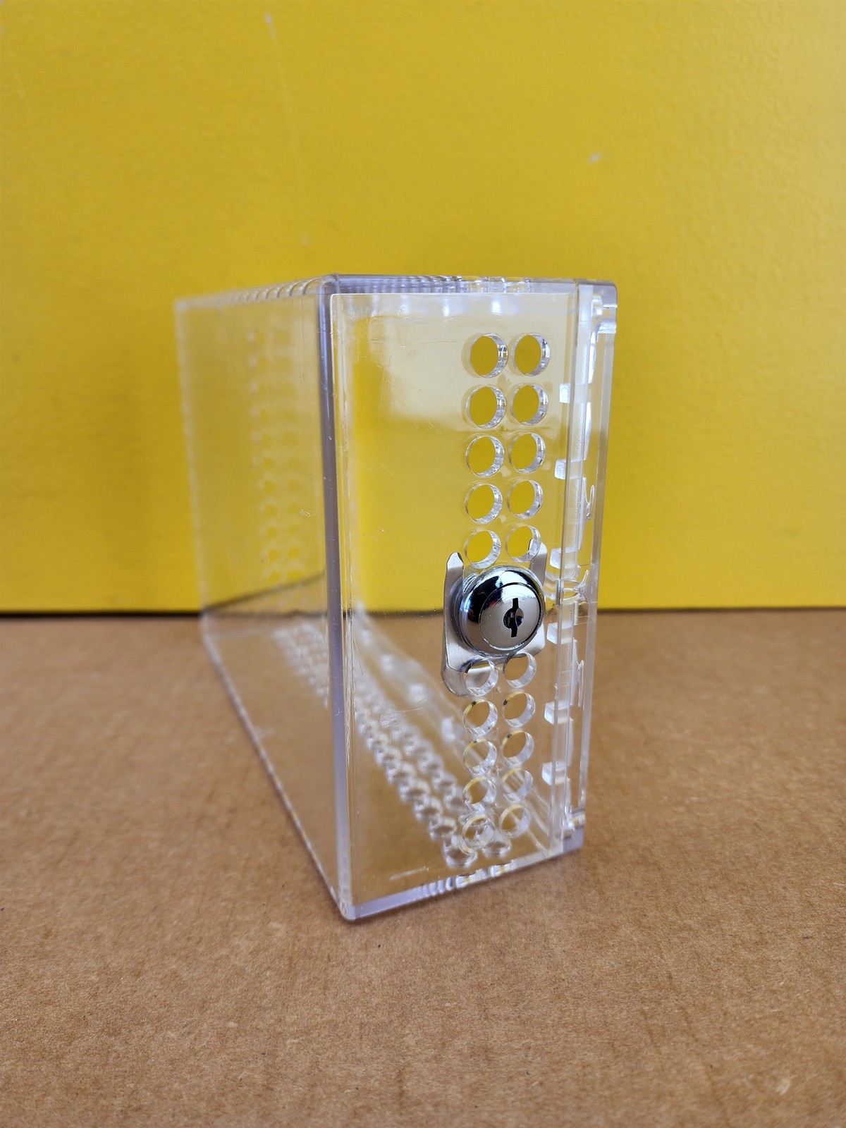 NEW PRO1 IAQ T150 Plastic Locking Thermostat Guard, 5.5″ H x 7.25″ W x 2.5″ D