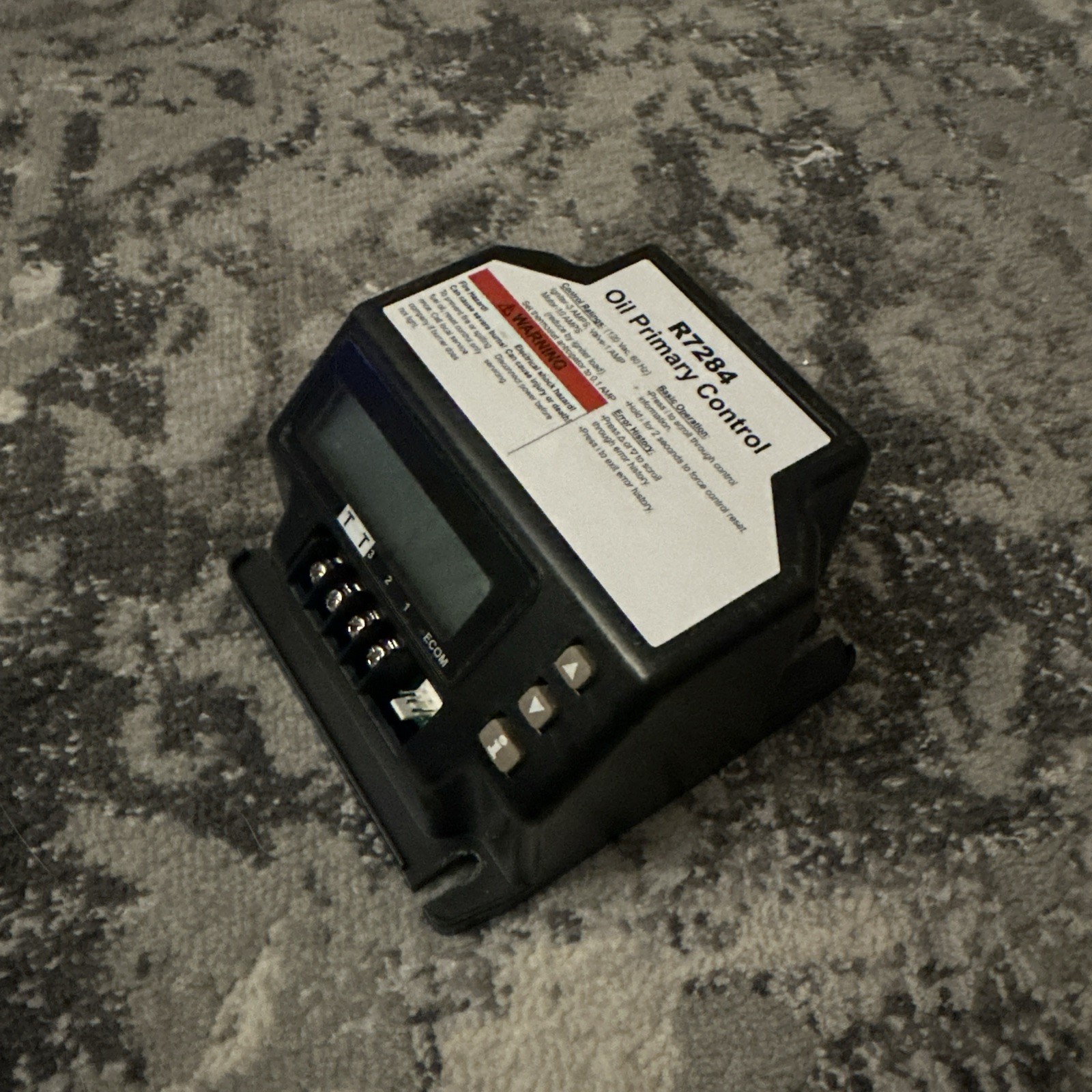 R7284U-1004 Electronic Oil Primary with Programmable Parameters and LCD Display