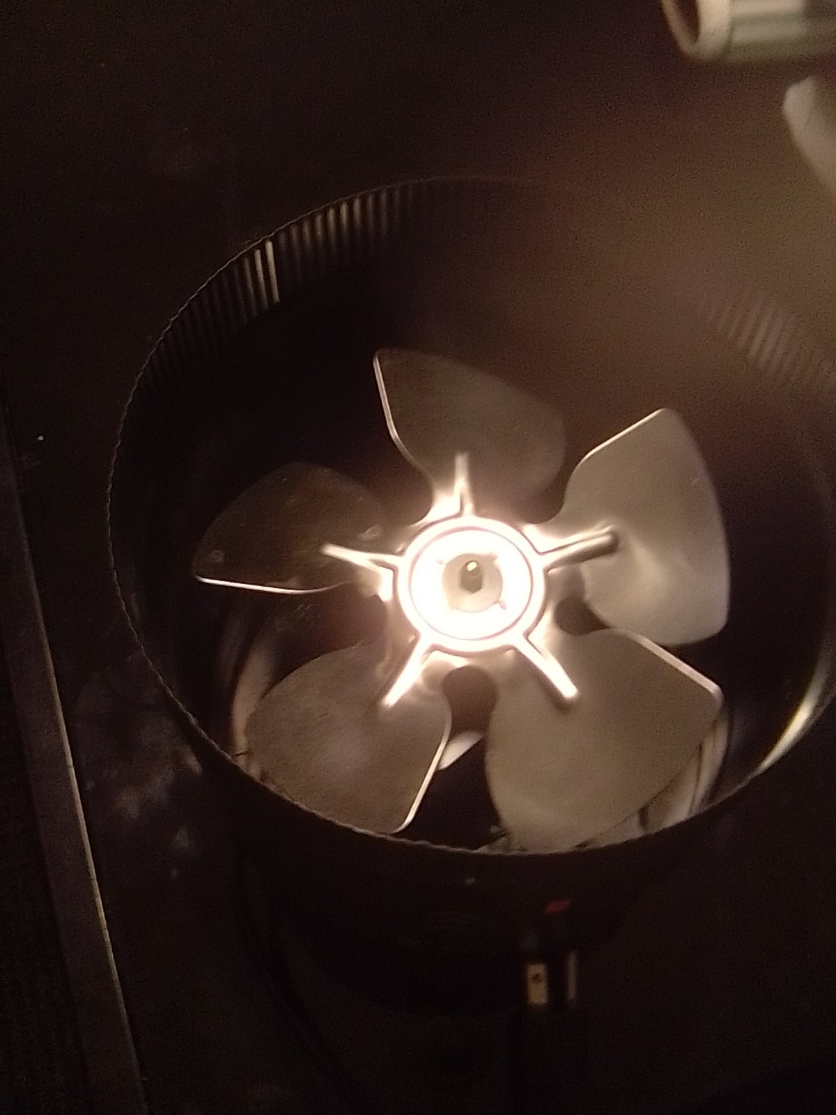 AC Infinity RAXIAL S8 Inline Booster Fan 8″ 428 CFM Speed Controller Black