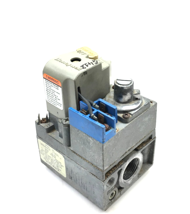Honeywell VR8440K4055 24V Natural Gas Valve in 3/4″ out 3/4″ used #G418