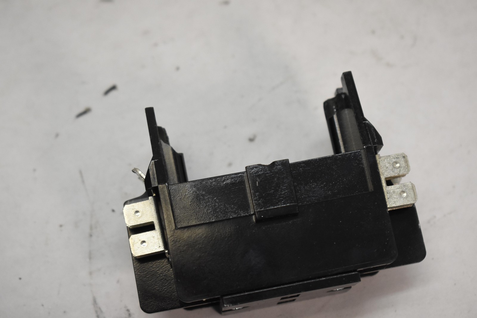 Hartland Controls 08-0215-00 25A 2-Pole Contactor Coil 24VAC Refrigeration HVAC