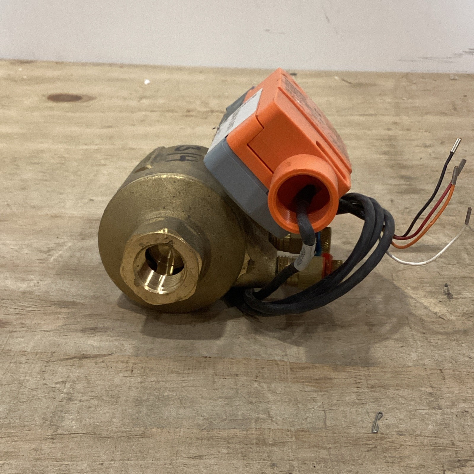 Belimo CQX24-SR 24V Modulating Valve Actuator with 3/4″ Brass Control Ball Valve