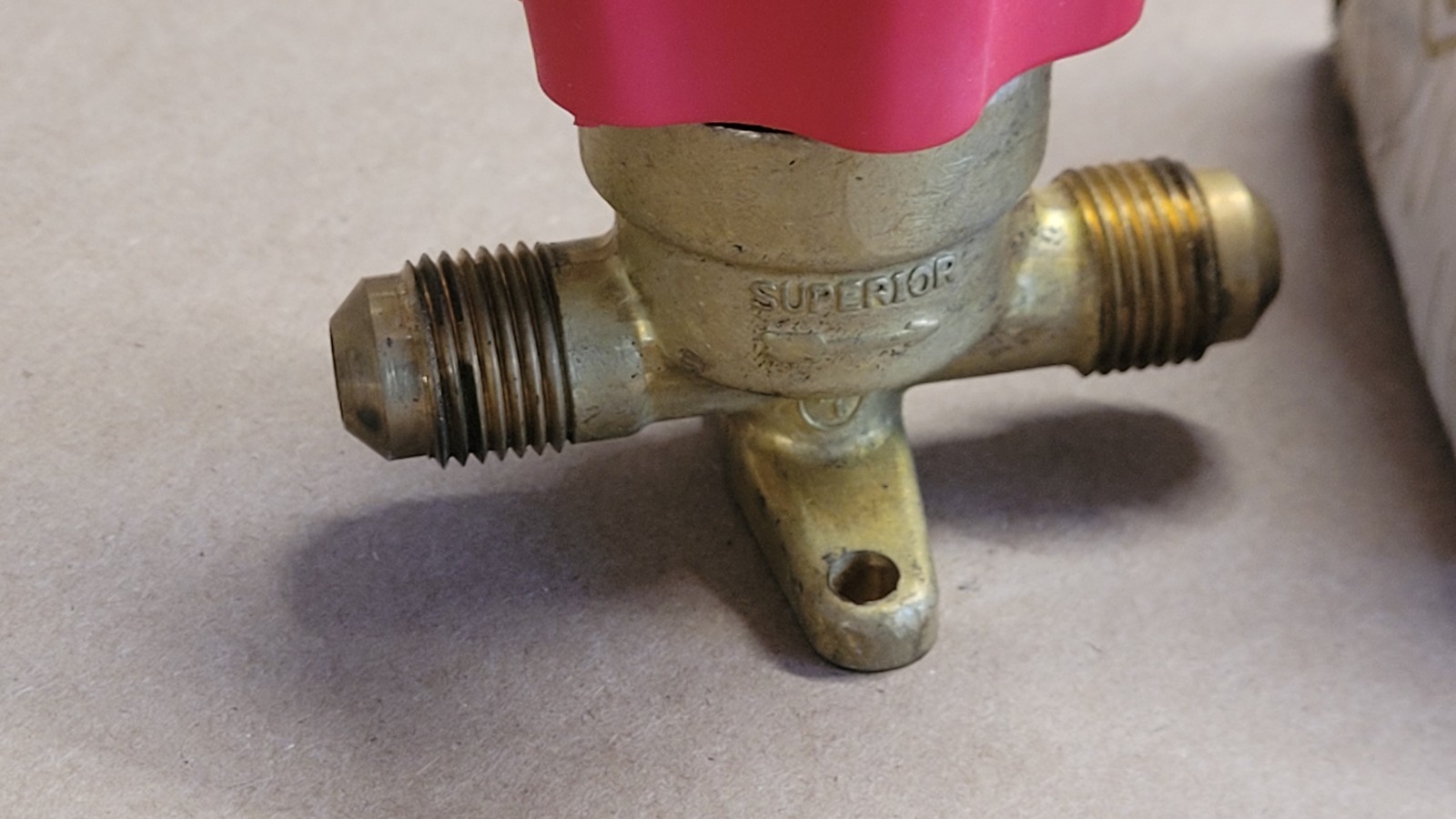 Superior Valve Co 214-6 Diaphragm Packless Line Refrigeration Valve 3/8″ SAE…