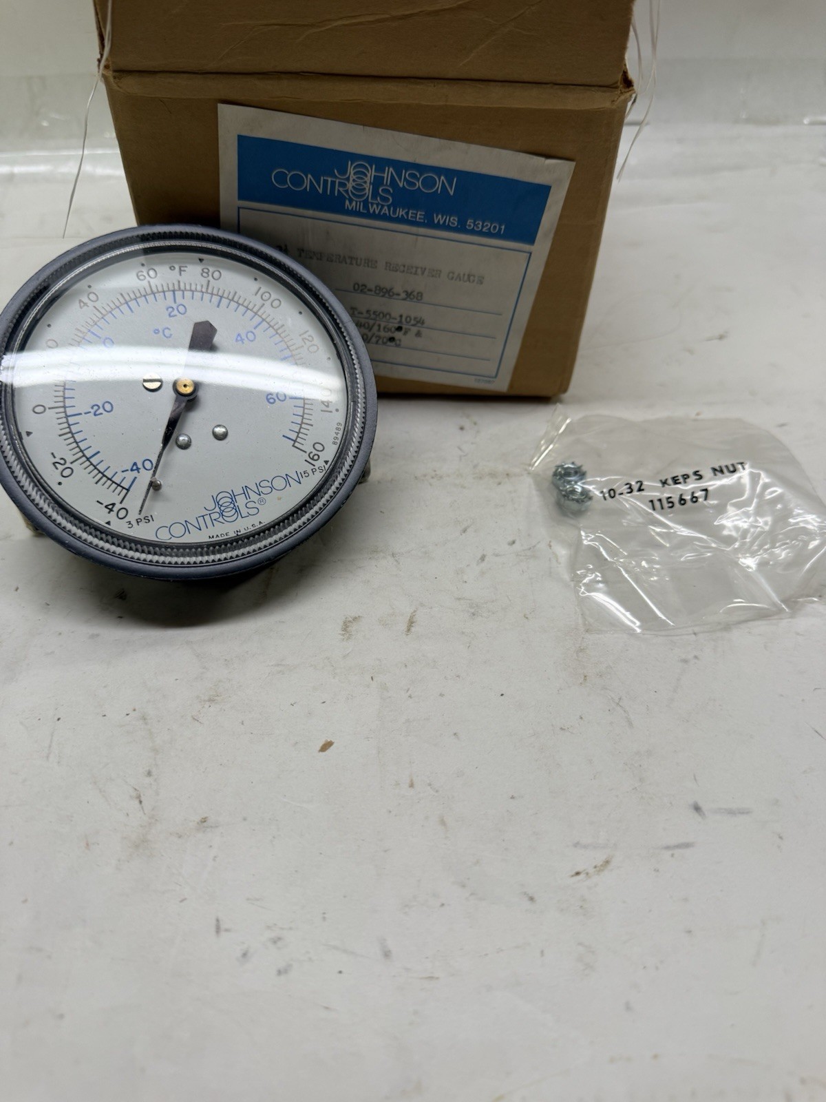 T-5500-1054 JOHNSON CONTROLS 3 1/2″ TEMPERATURE INDICATOR