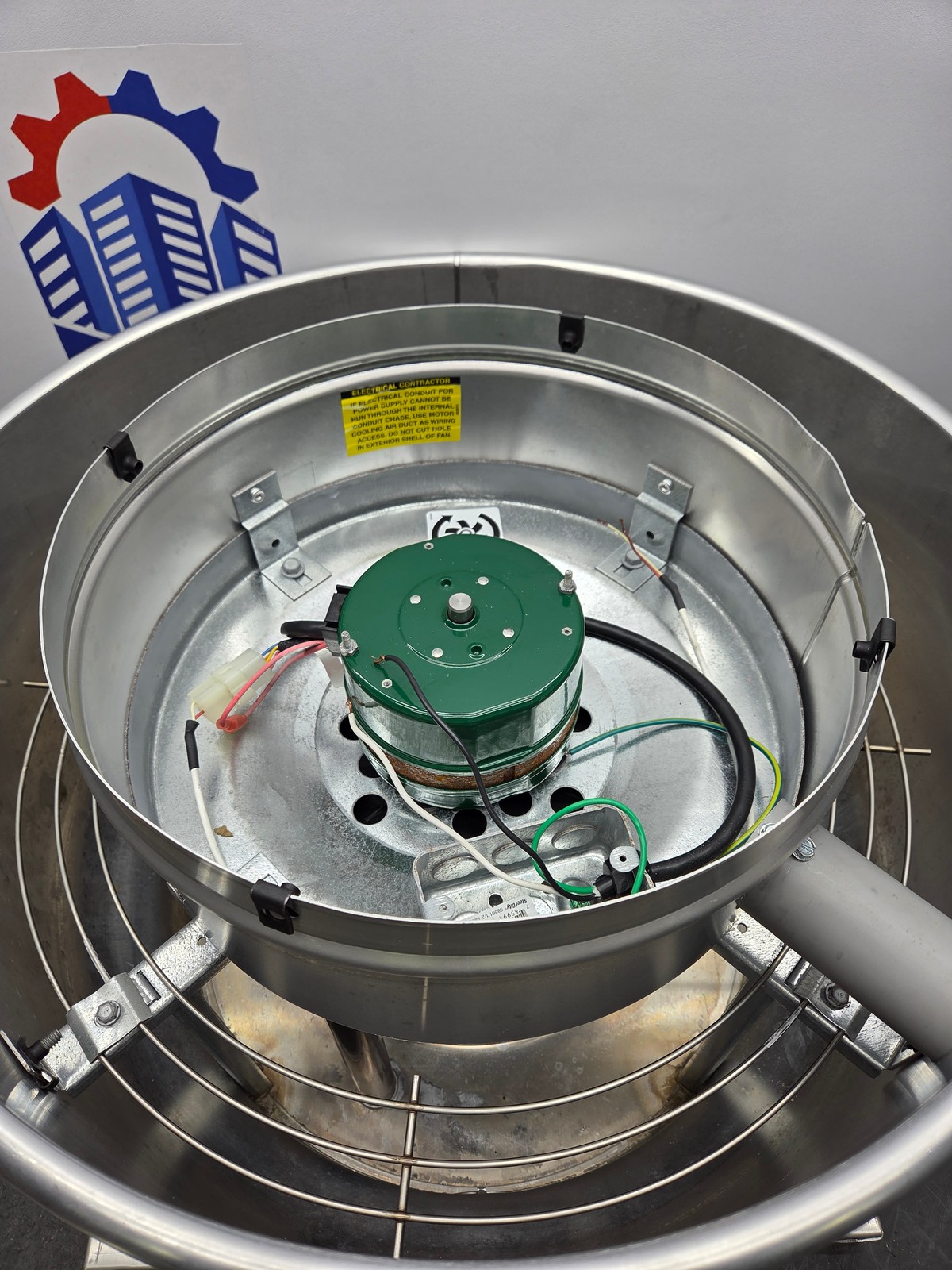Greenheck / CUE-095-6-V6-1-19-X / 115V / Centrifugal Downblast Exhaust Fan
