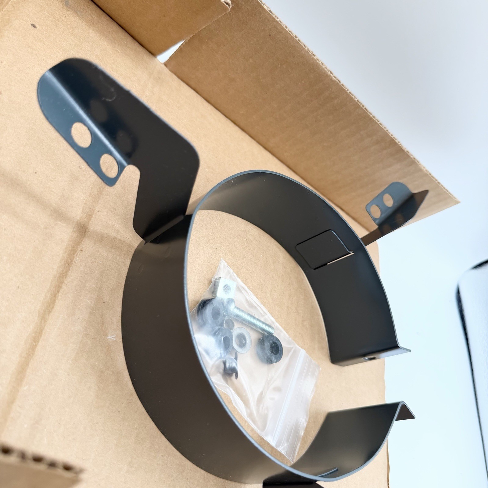 Fasco FM55 8725-6017 5-5/8in 3-Leg Torsion Flex Mount Bracket Blower UL CSA
