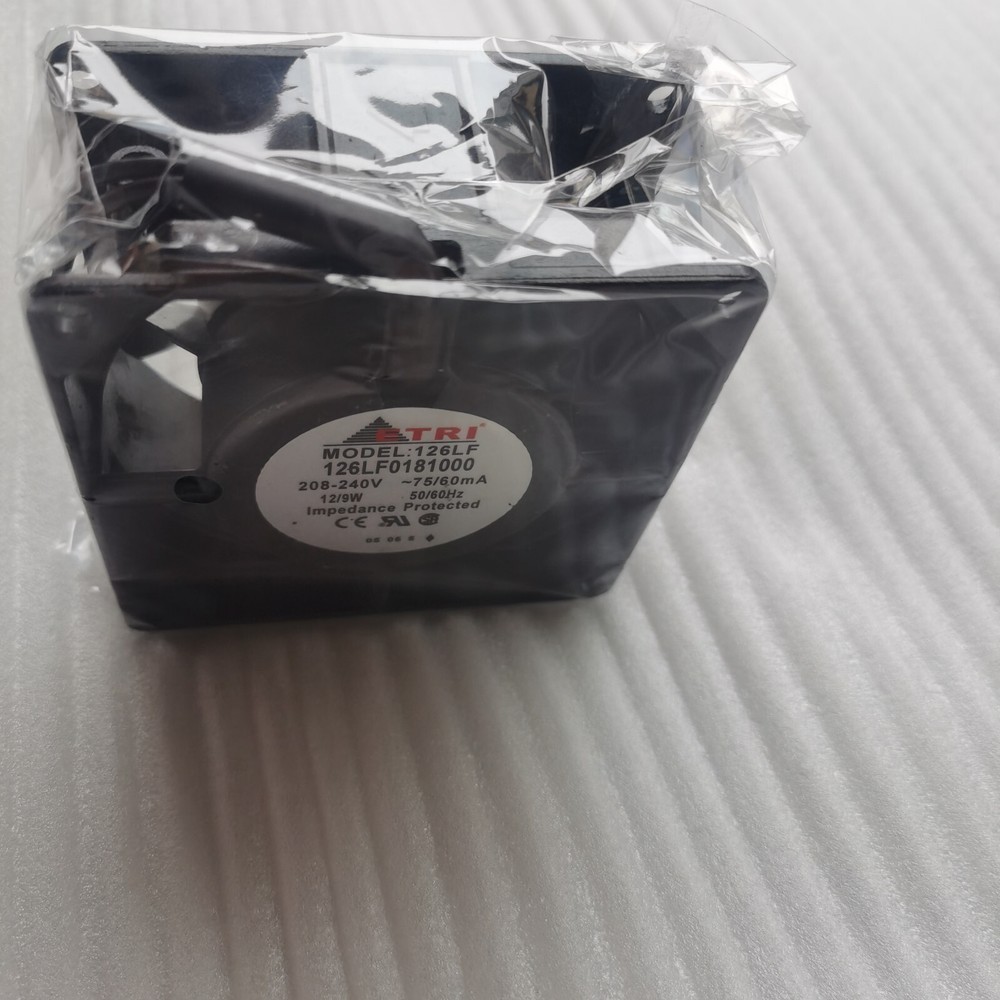 1PC 208-240V 80*80*38 8cm fan 126LF0181000 Axial flow fan Fast Shipping