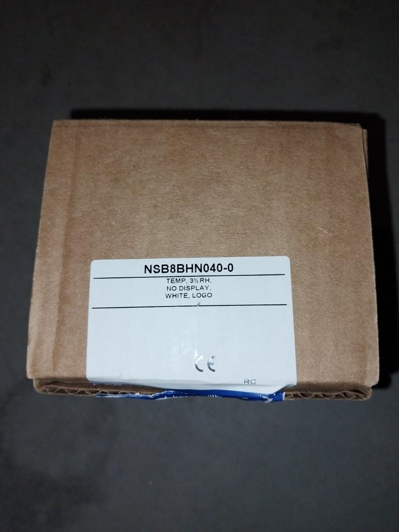 JOHNSON CONTROLS NSB8BHN040-0 SENSOR BRAND NEW (opened box)
