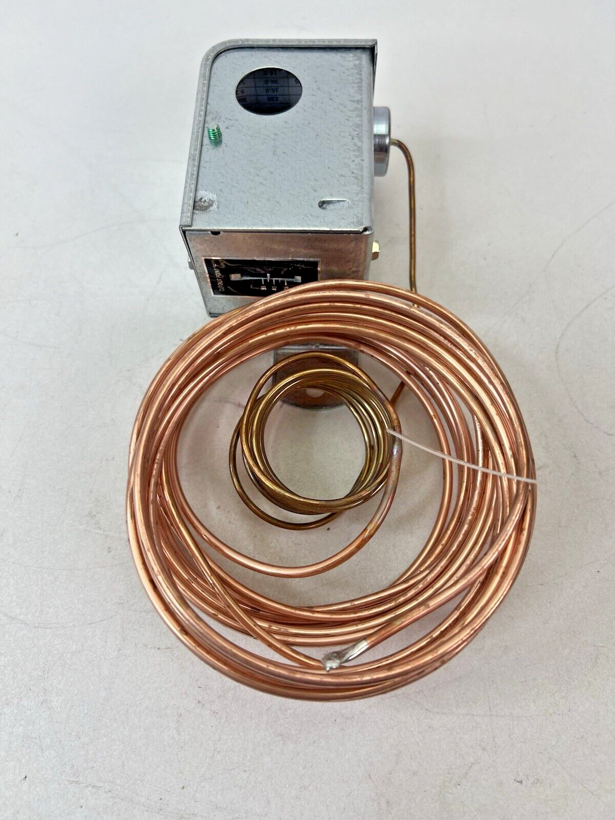 Penn/Johnson Controls (240) A11B-1C Low Temperature Cutout Control w/ Auto Reset