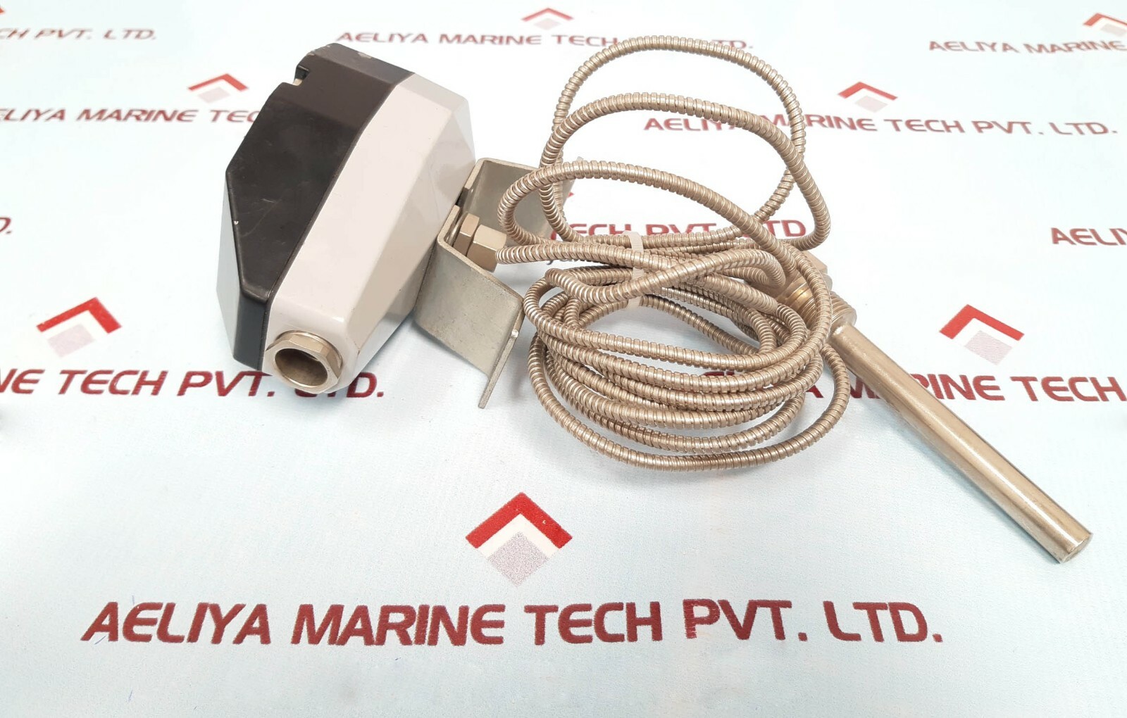 Trafag 471.2331 Thermostat IP65