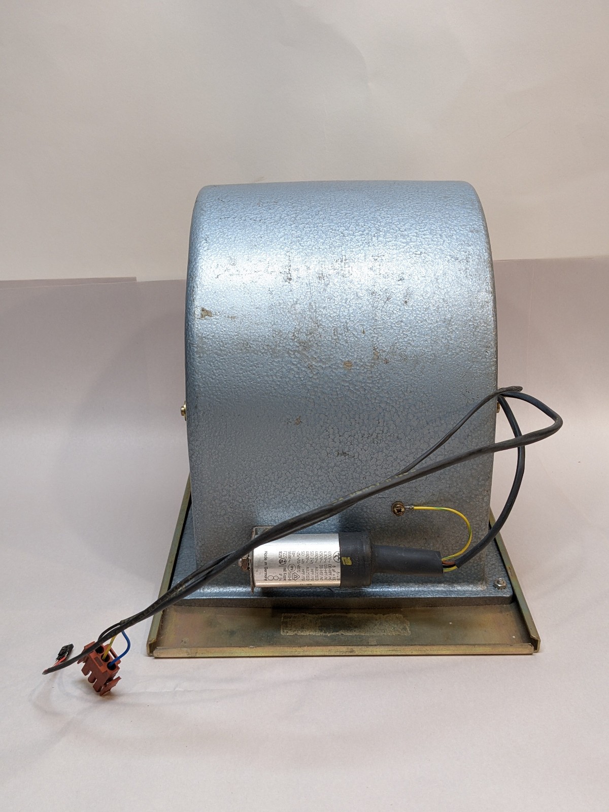 ebm Papst D4E180-GD03-26 Centrifugal Blower Fan 230V 235/280W Thermally Protecte