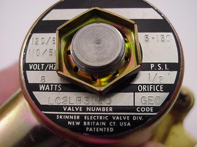 Honeywell Skinner Solenoid Valve LC2LB3150 3/8″ NPT 110/120 volt Ships Same Day