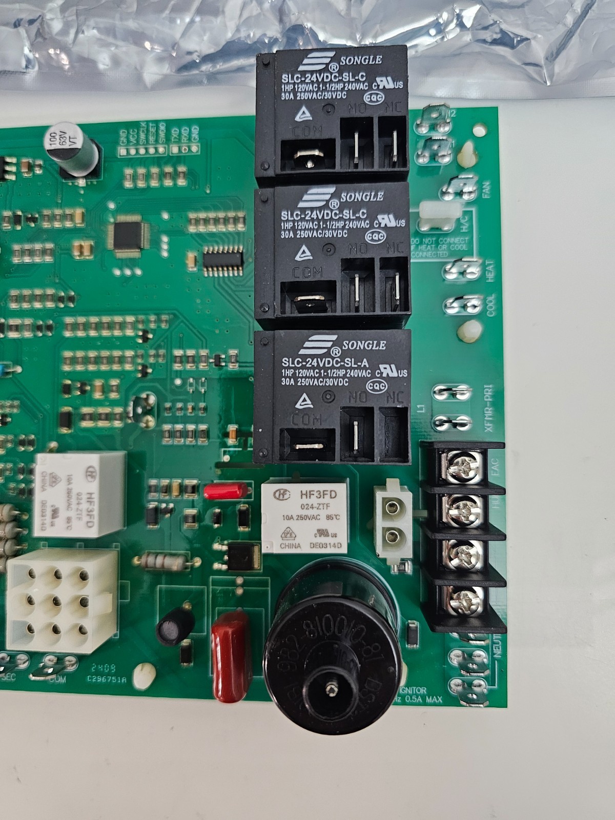 ICM292 Gas Furnace Control Board Rheem Ruud 62-24140-04 / 62-24140-02 / 62-24140
