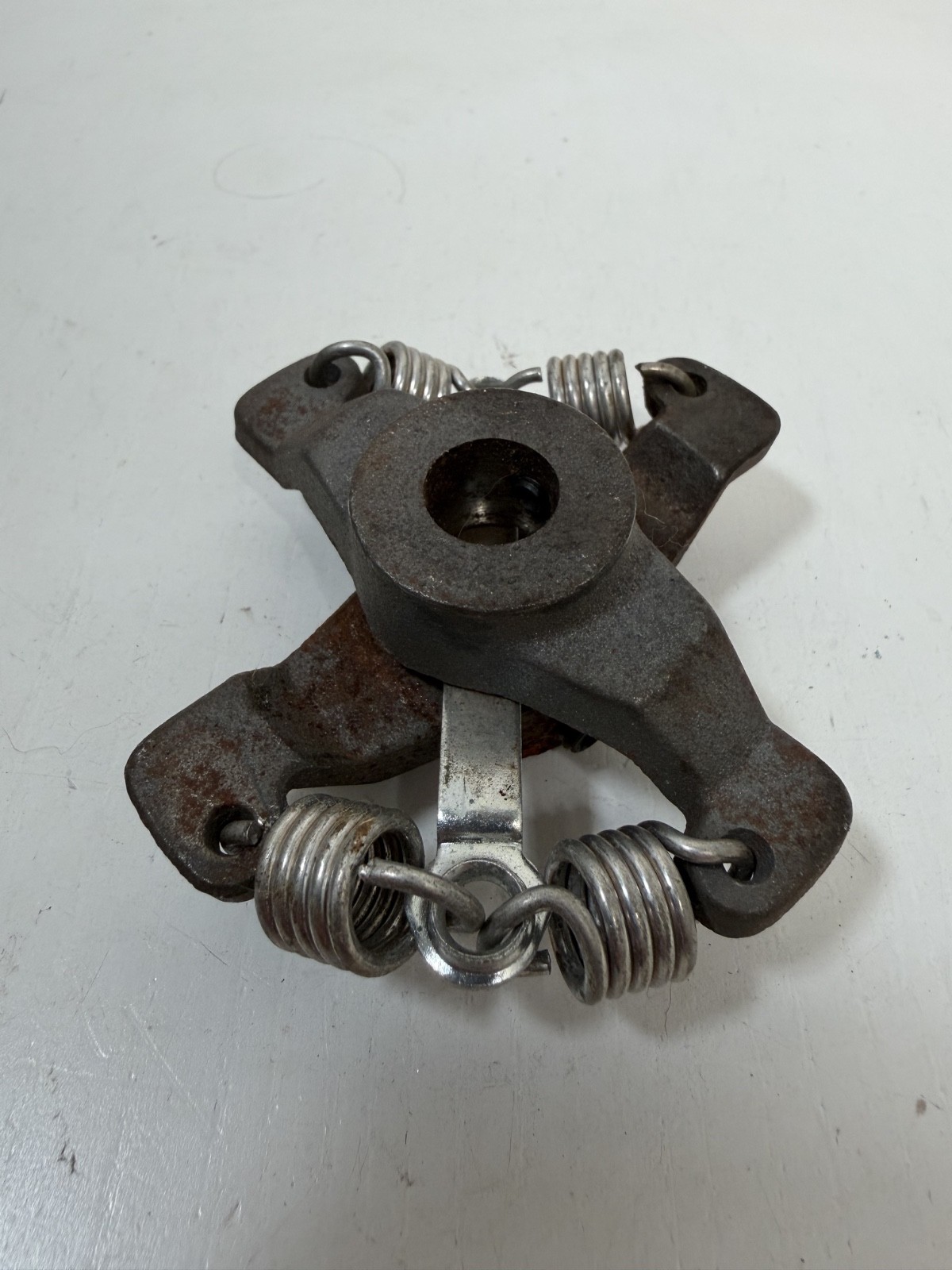 Bell & Gossett Coupler Coupling Cast Iron Assembly fits all Series 100