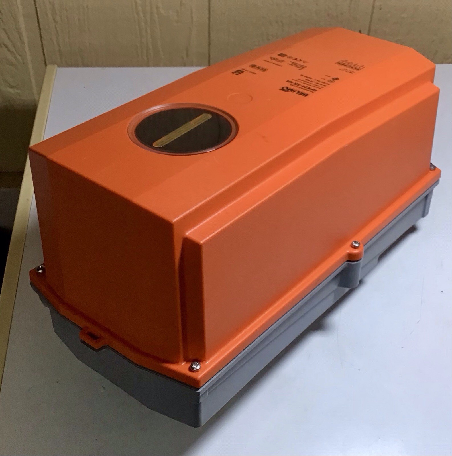 Belimo NFX24-S N4 : 90 in-lb [10 Nm], Spring return, AC/DC 24 V, On/Off, 2x SPDT