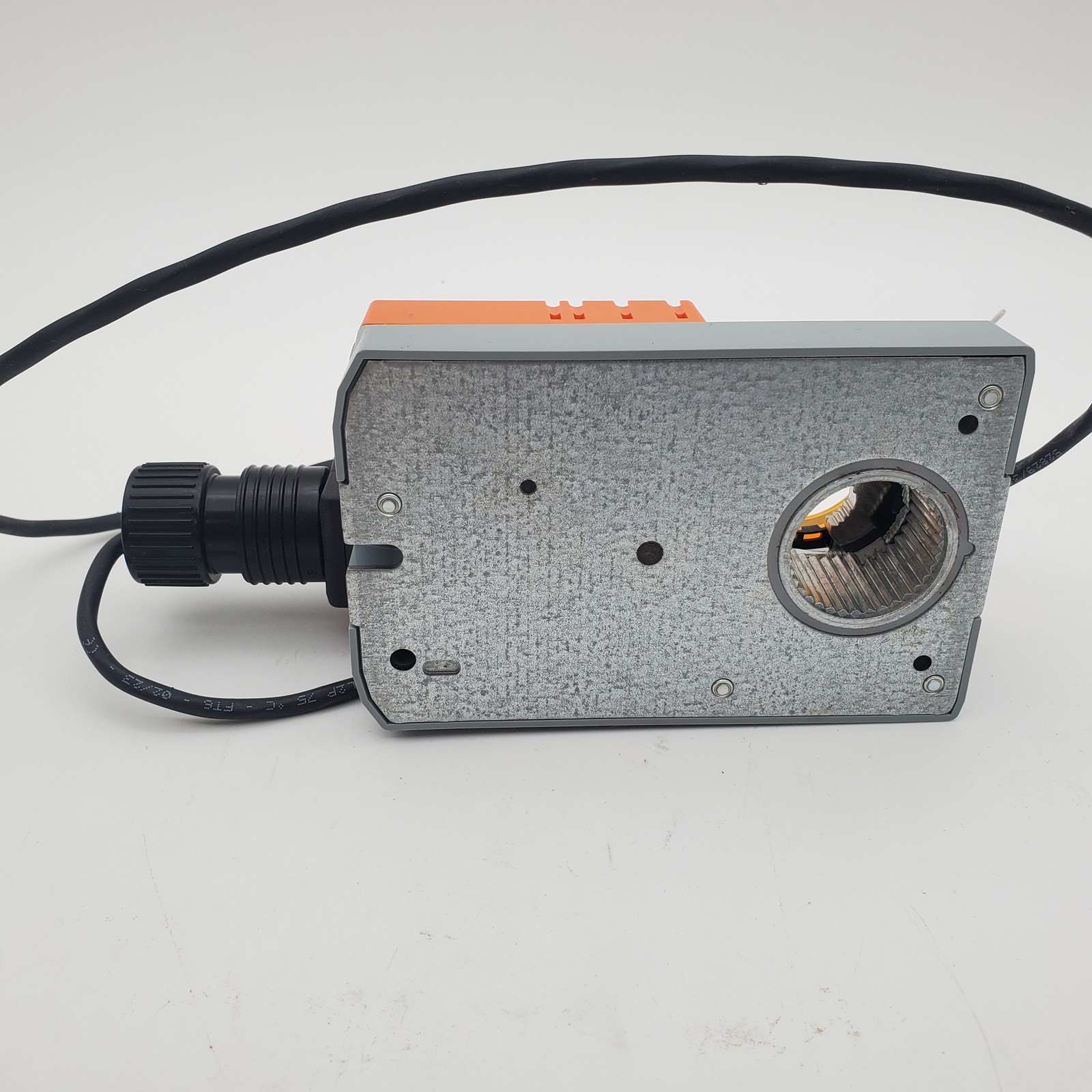 Belimo NMB24-3 Damper Actuator 90 in-lb AC/DC 24V