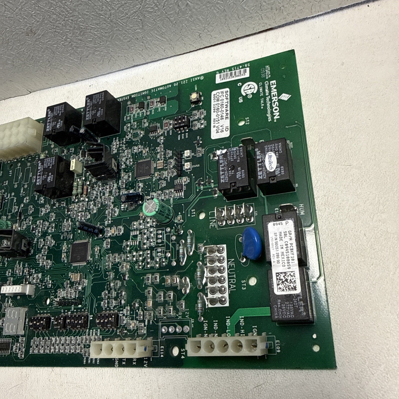 Goodman Amana PCBKF101 / 50C51-289-90 Furnace Control Circuit Board