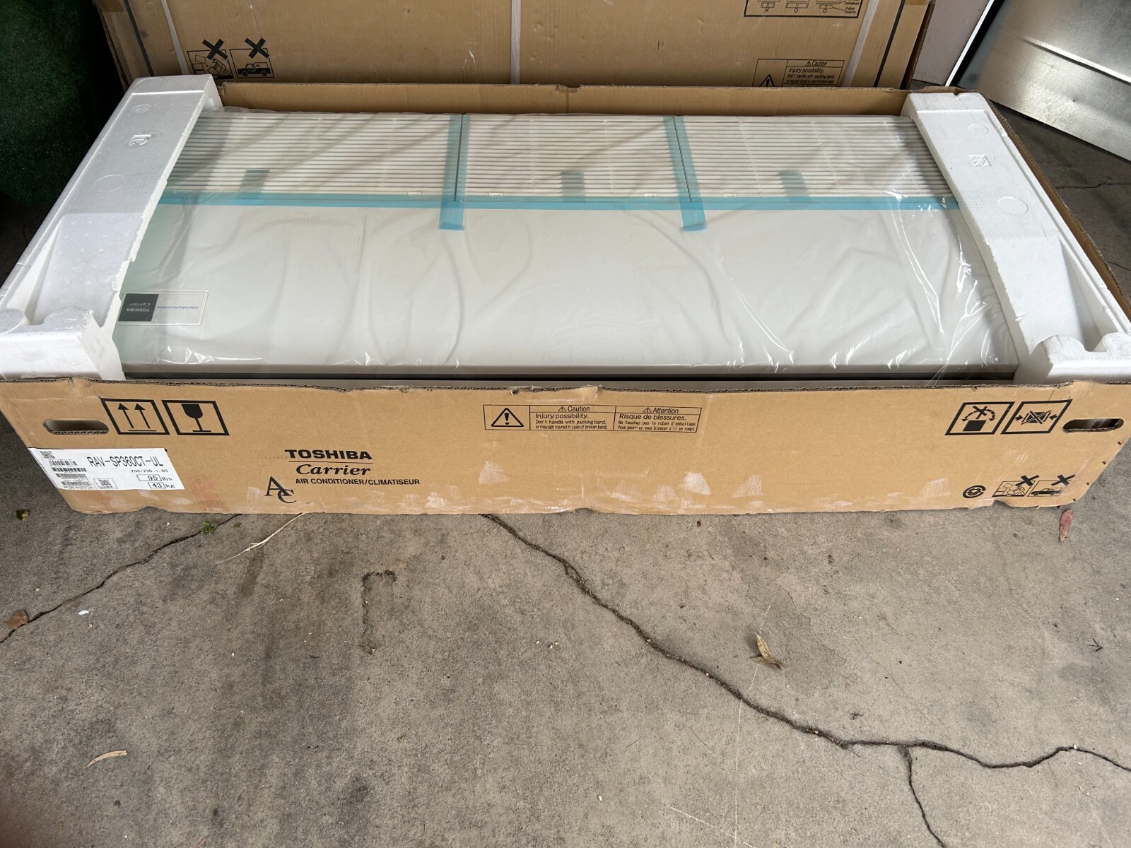 TOSHIBA-CARRIER* Model RAV-SP360CT-UL Under-Ceiling Air Conditioning Inside Unit