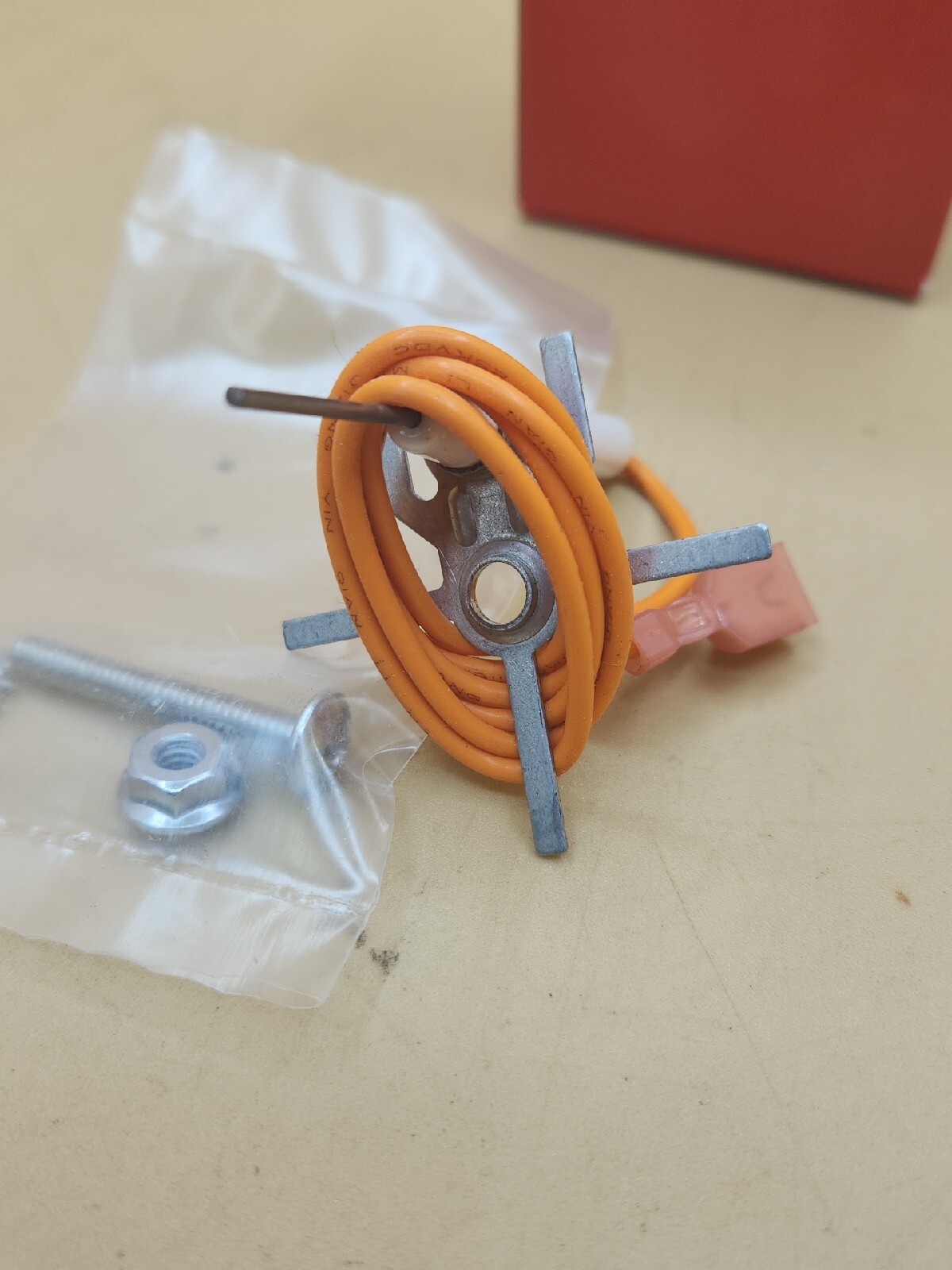 Robertshaw 1751-749 Pilot Assembly Lp/Ng 24 V 2 1/4 In 24″ Lead 1 Pack New