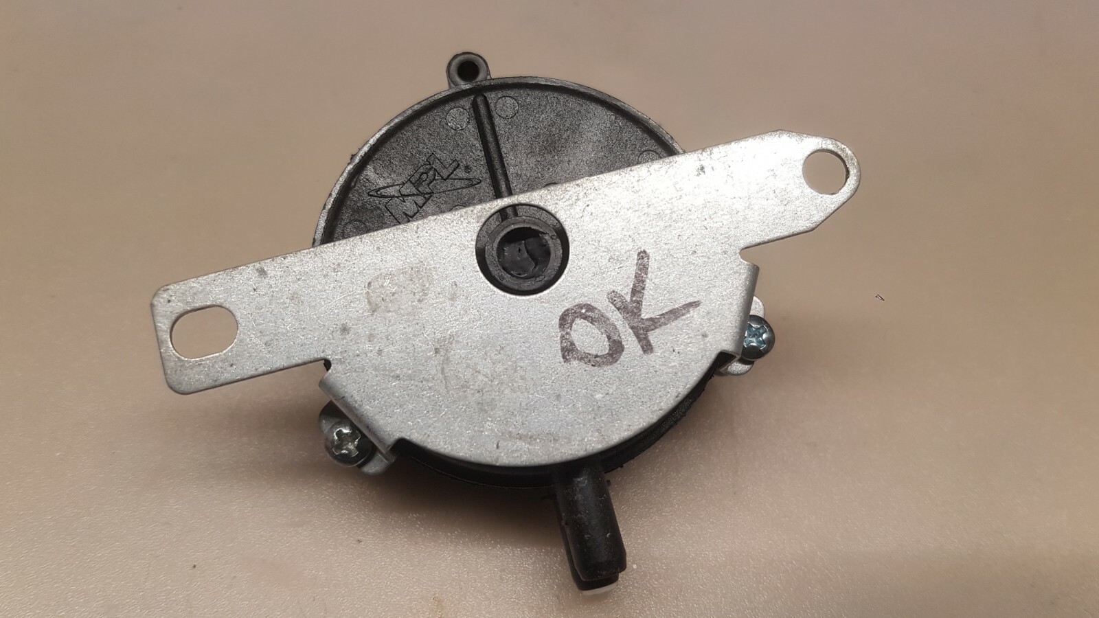Armstrong Air 101432-14 Pressure Switch -0.70″