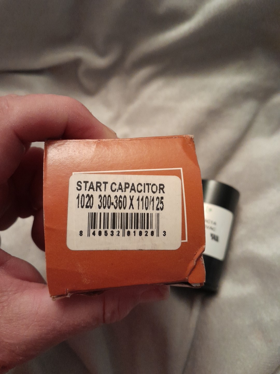 300-360 uF x 125 VAC BMI 092A300B125AC1A Motor Start AC Capacitor