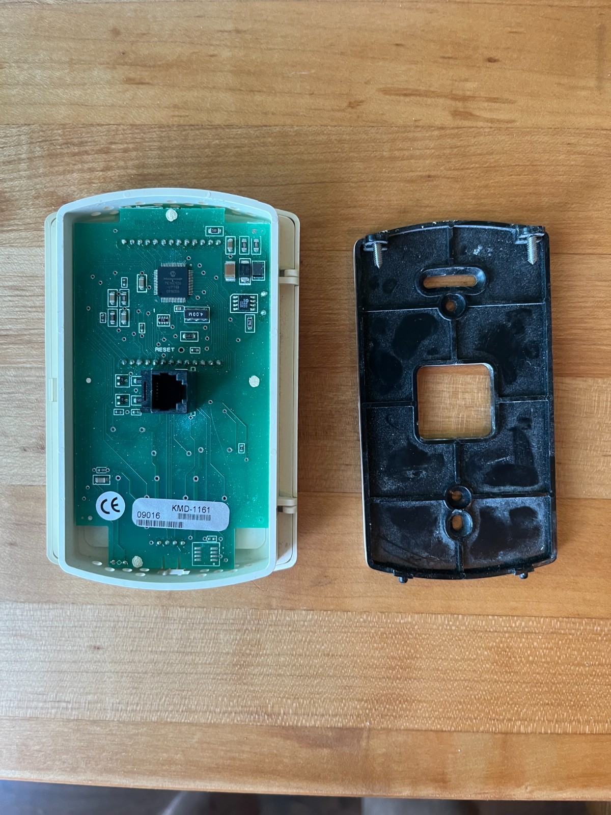 KMC Controls KMD-1161 NetSensor Wall Mounted Programmable Temperature Sensor