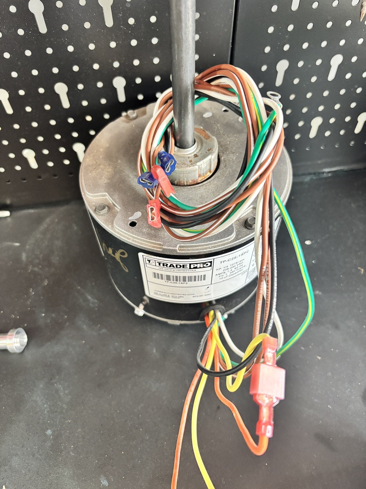 CONDENSER FAN MOTOR 1075RPM 1/4 HP – TRADEPRO – USED – FEDEX – TESTED – READ