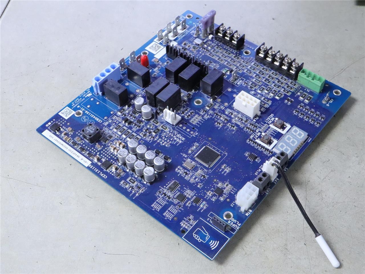 Carrier Bryant HK42FZ121 V05 Furnace Control Circuit Board CEPL131156-01-R