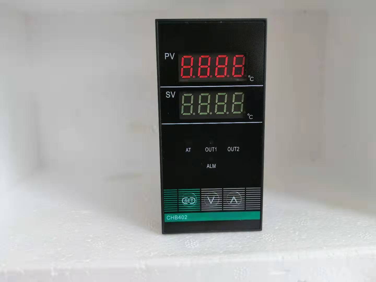 CHB402-021-0131013 Output 0~400 degrees 45 * 92 temperature controller