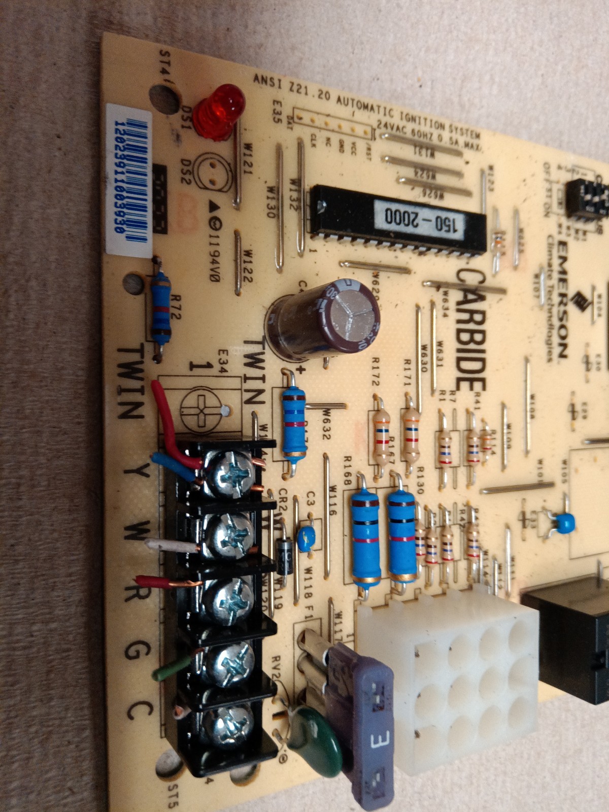 Goodman PCBBF117 50A55-288-05 Furnace Control Board USED / INSPECTED