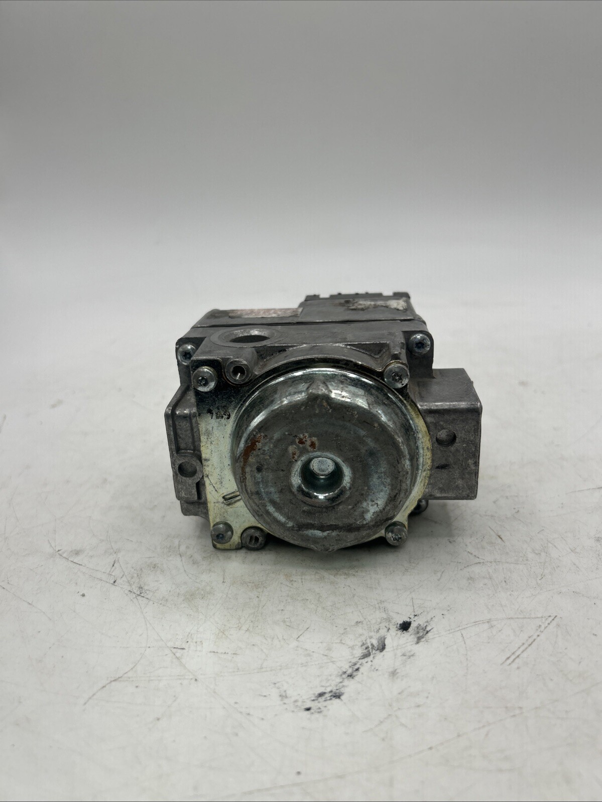 Robertshaw Gas Heating Furnace Valve See Pics 30 Days Warranty Untested