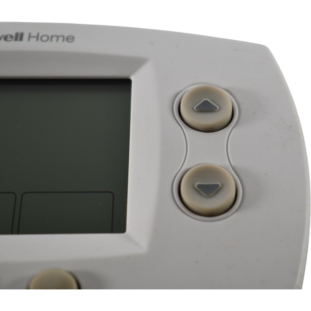 NEW Honeywell TH5320R1002 FocusPRO 5000 Wireless Digital Thermostat 2H/2C