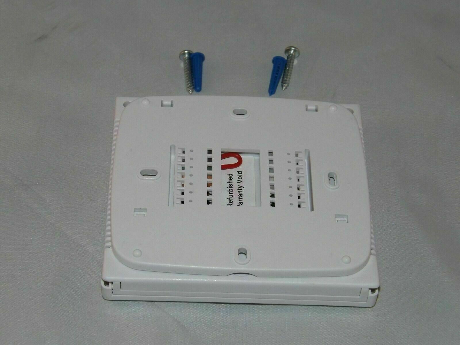 Refurbished Digital Wall Electronic Programmable Thermostat Pro1 IAQ T705