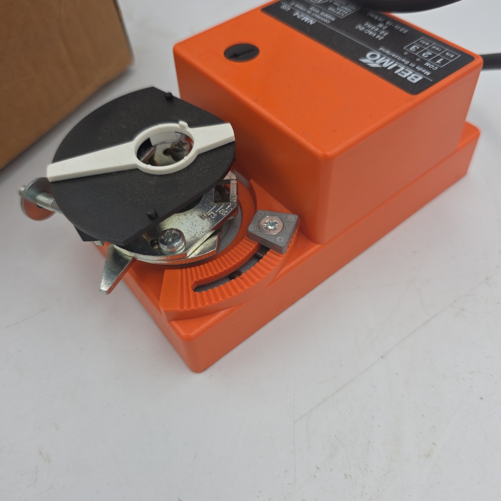 NEW IN BOX – Belimo NM24 US Actuator 24 V AC/DC 50 in-lb (6 Nm) Switzerland