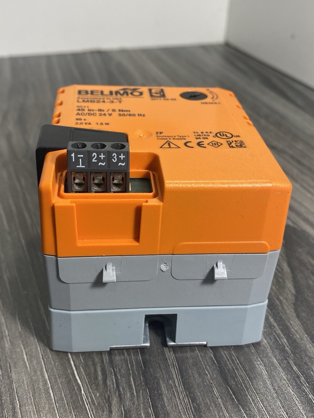 Belimo LMB24-3-T Non-Spring Return Damper Actuator 45in-lb 5Nm 24 VAC/DC NEMA1