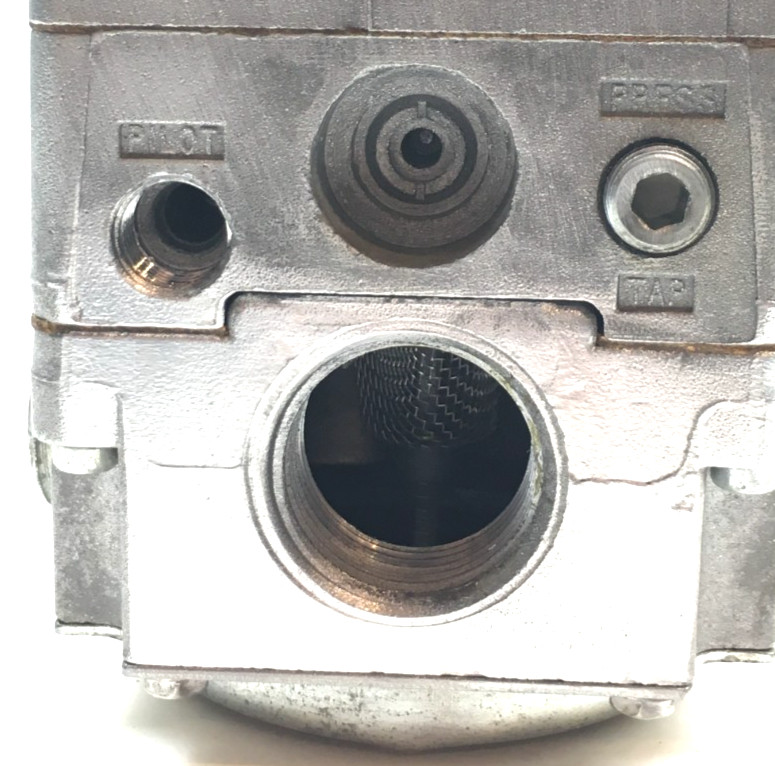 White Rodgers 36C03 333 HVAC Furnace Gas Valve in 1/2″ out 3/4″ used #G118A