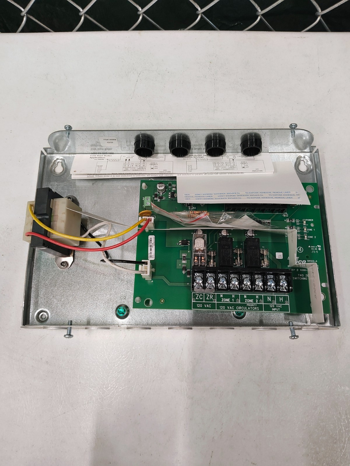 Taco SR502-4 Switching Relay 2-Zone 120VAC 15A
