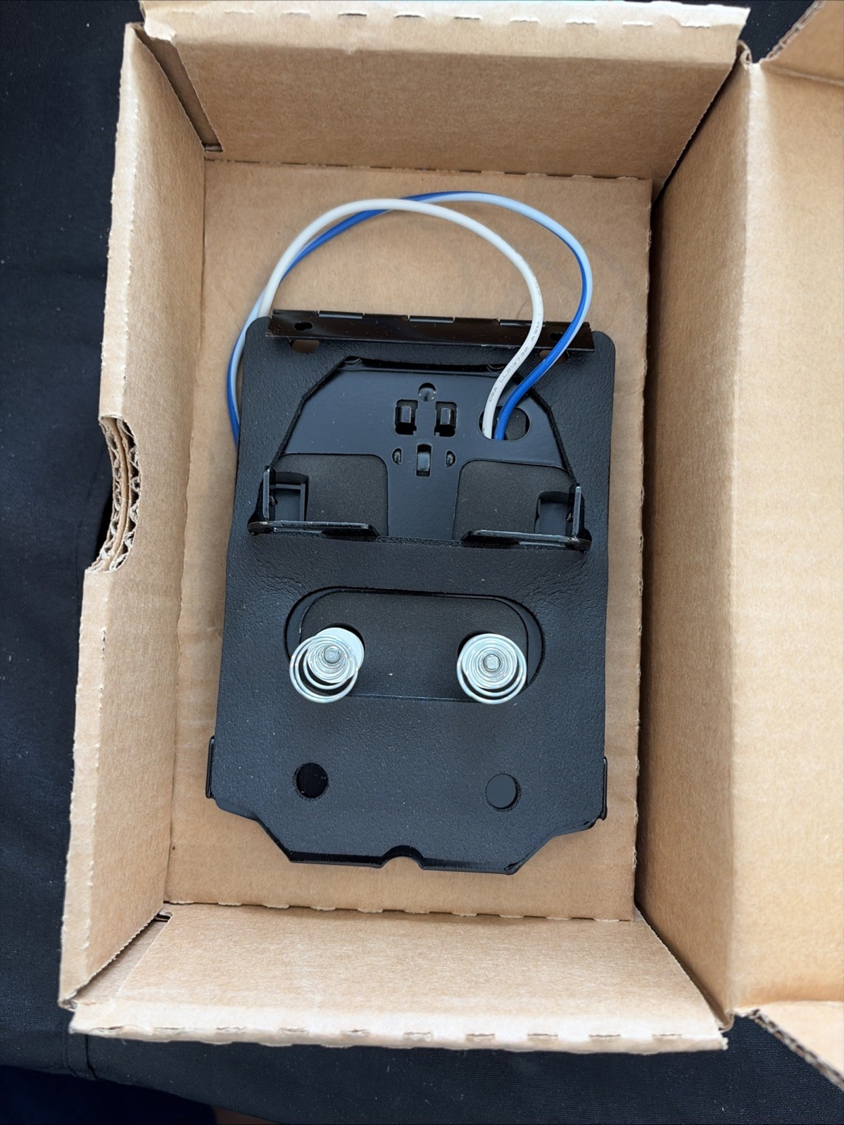 Beckett 51771U 120V Ignitor And Base Plate For A AF AFG And NX Oil Burners